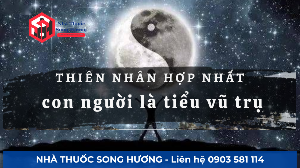 Hình cơ thể người lồng trong vũ trụ
